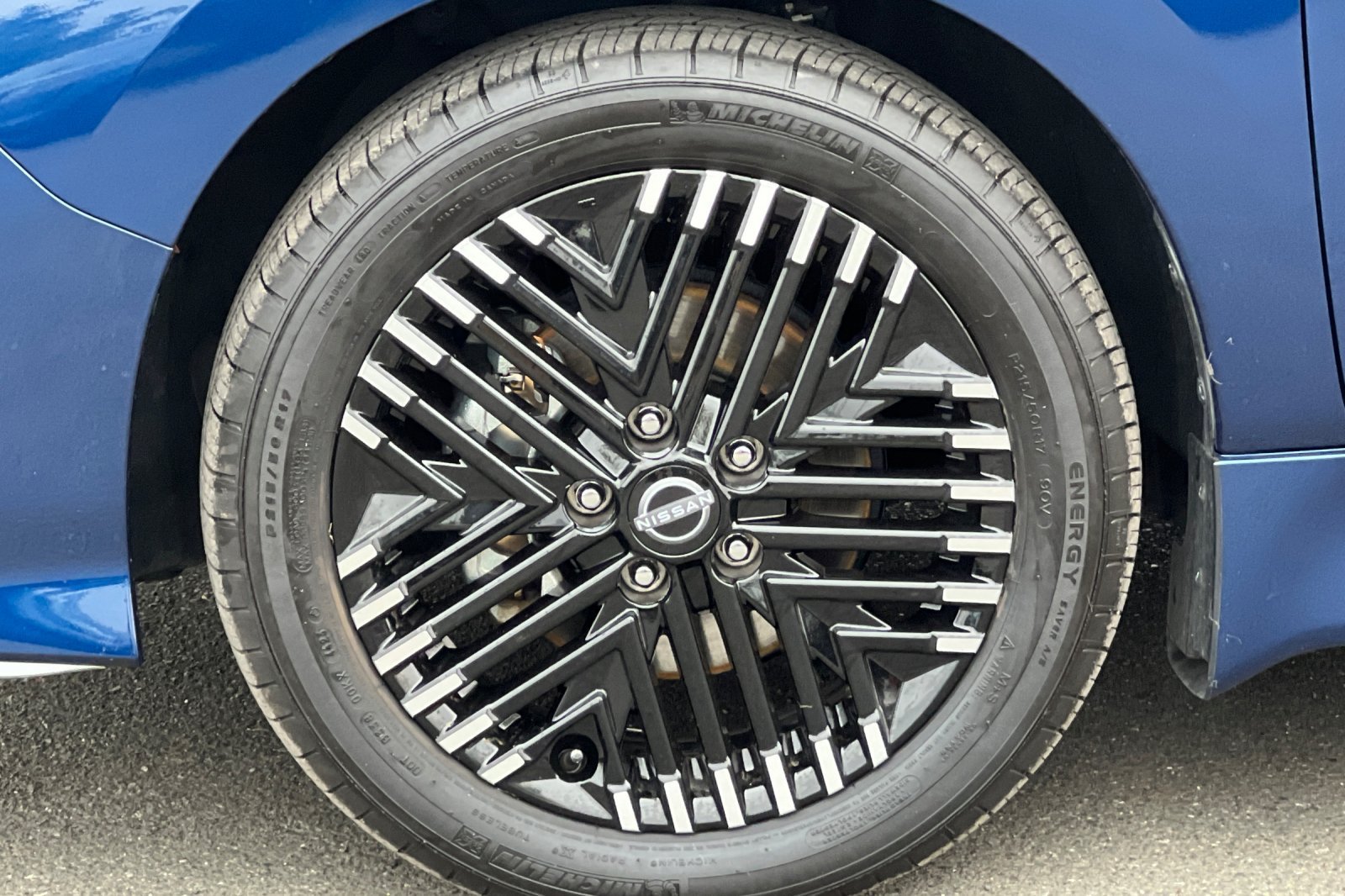 Certified 2024 Nissan Leaf SV Plus FWD image 33