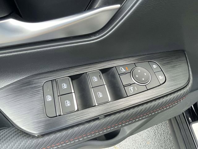 Used 2025 Nissan Kicks SR w/ Illumination Package FWD image 15