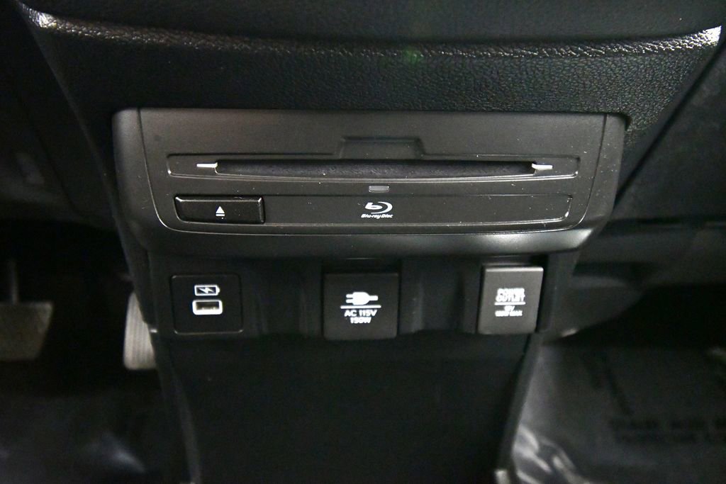 Certified 2024 Honda Odyssey Touring image 30