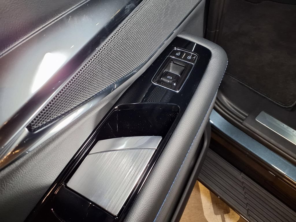 New 2026 Cadillac Escalade IQ Sport 1 AWD/4WD image 8