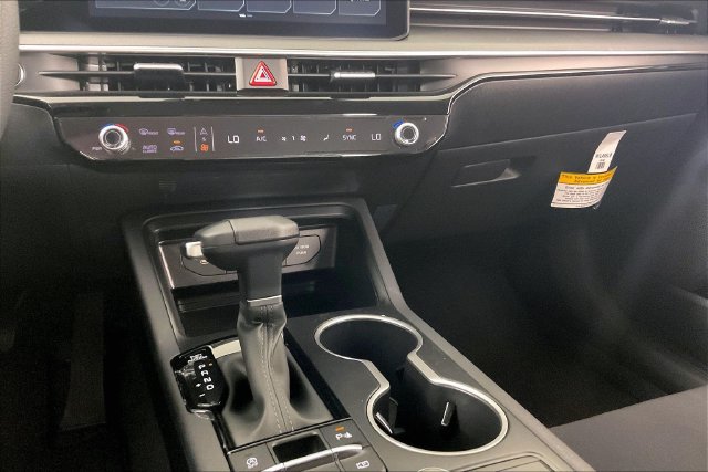 New 2027 Kia K5 LXS FWD image 6