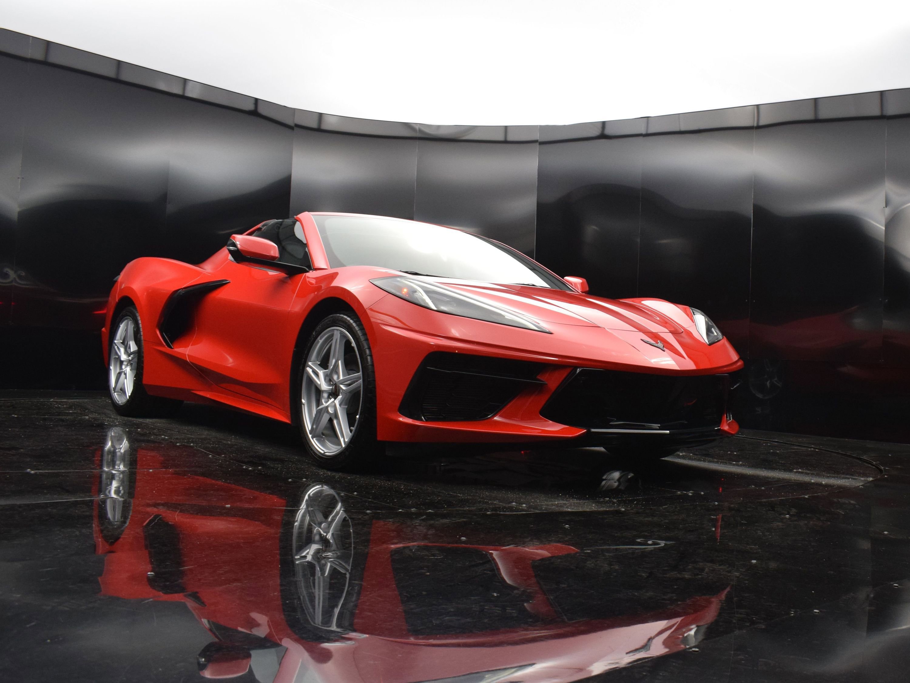 Used 2024 Chevrolet Corvette Stingray Preferred Cpe w/ 2LT image 15