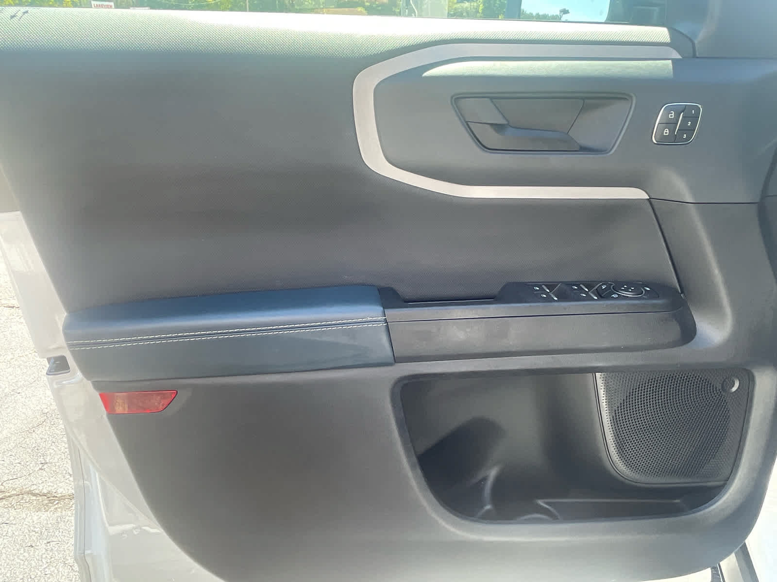 Used 2024 Ford Bronco Sport Outer Banks AWD/4WD image 11