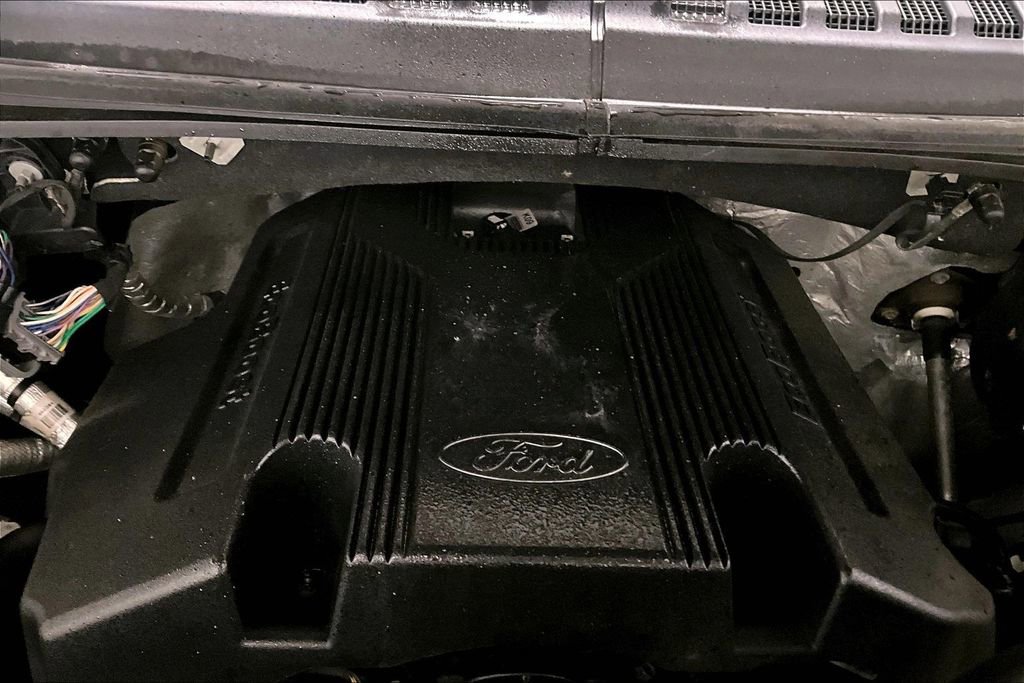 Used 2019 Ford F150 Platinum w/ Technology Package image 30