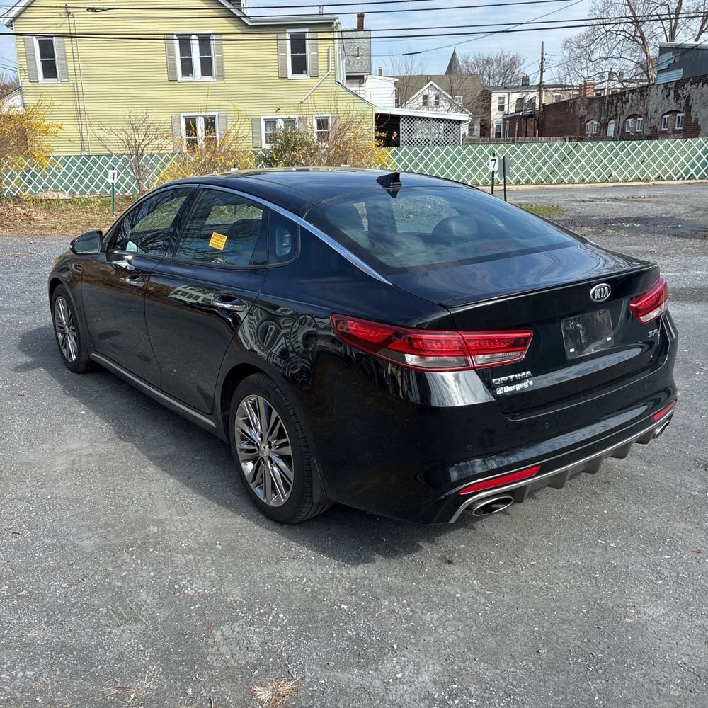Used 2018 Kia Optima SX w/ Technology Package image 4