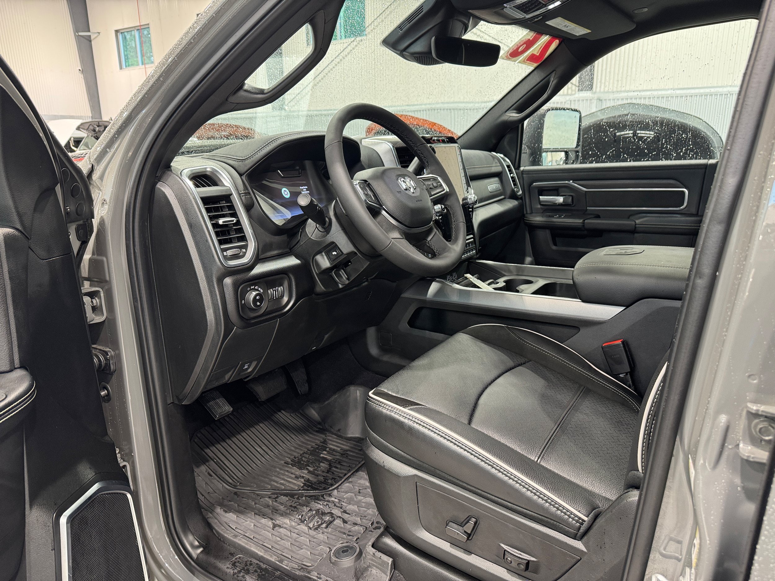 Used 2026 RAM 2500 Laramie w/ Night Edition AWD/4WD image 7