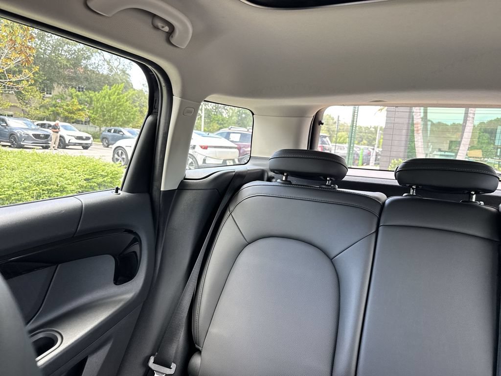 Used 2022 MINI Cooper Countryman S w/ Premium Package FWD image 17
