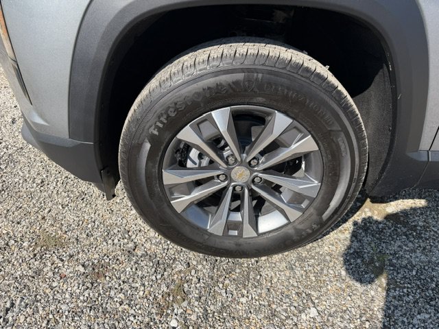New 2027 Chevrolet Equinox LT w/ Safety and Technology Package FWD image 9