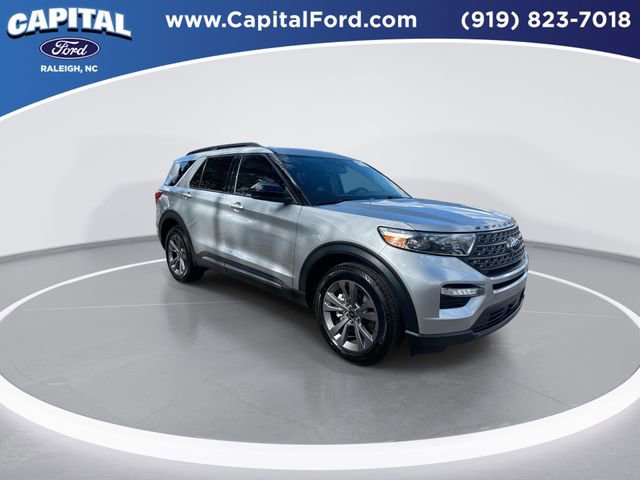 Certified 2022 Ford Explorer XLT w/ Equipment Group 202A image 2