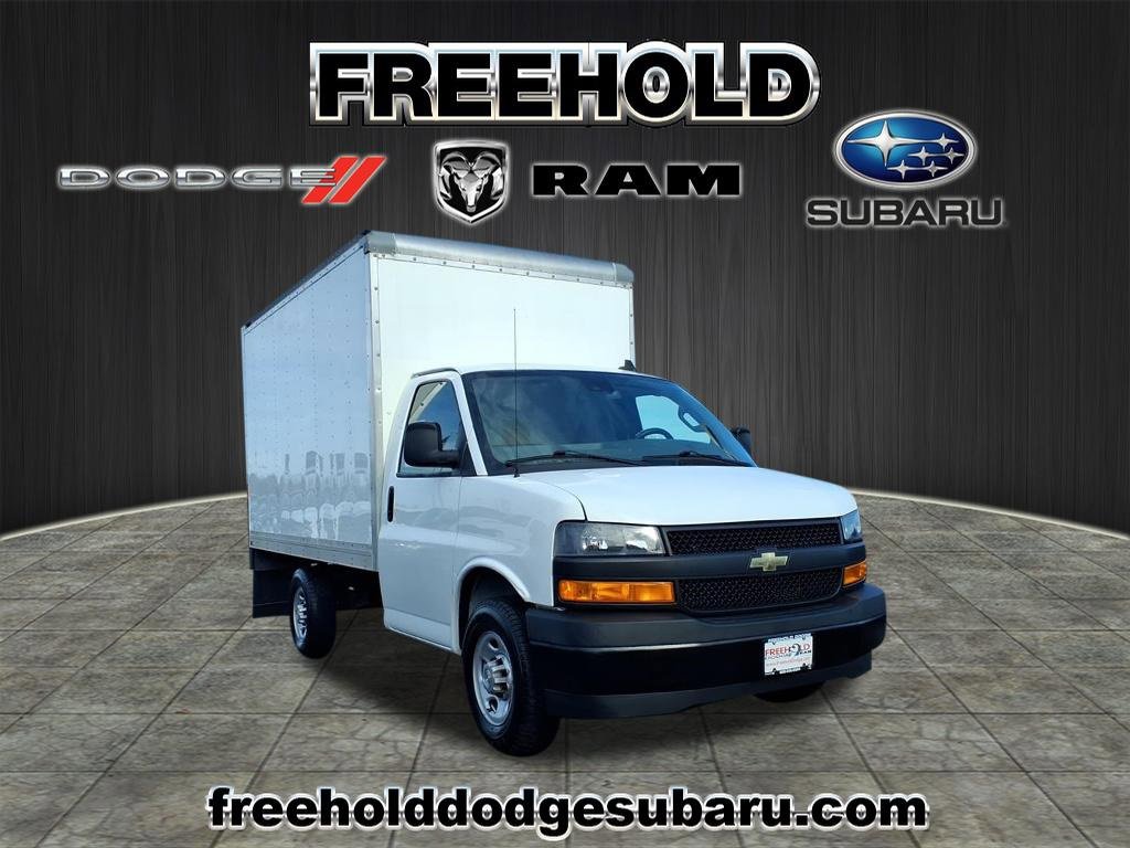 Used 2021 Chevrolet Express 3500 image 1
