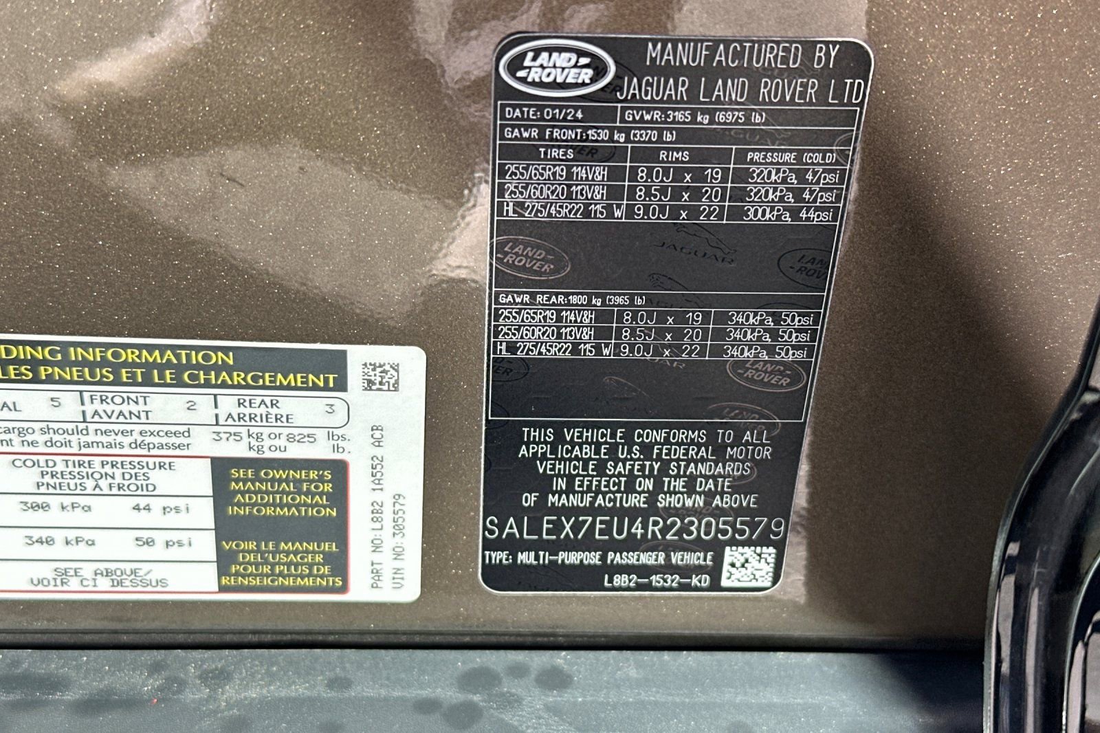 Used 2024 Land Rover Defender 110 X image 36