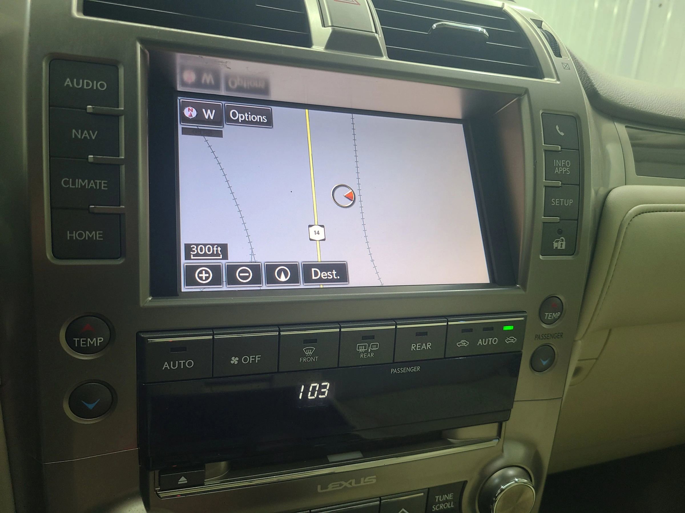 Used 2014 Lexus GX 460 Luxury image 32