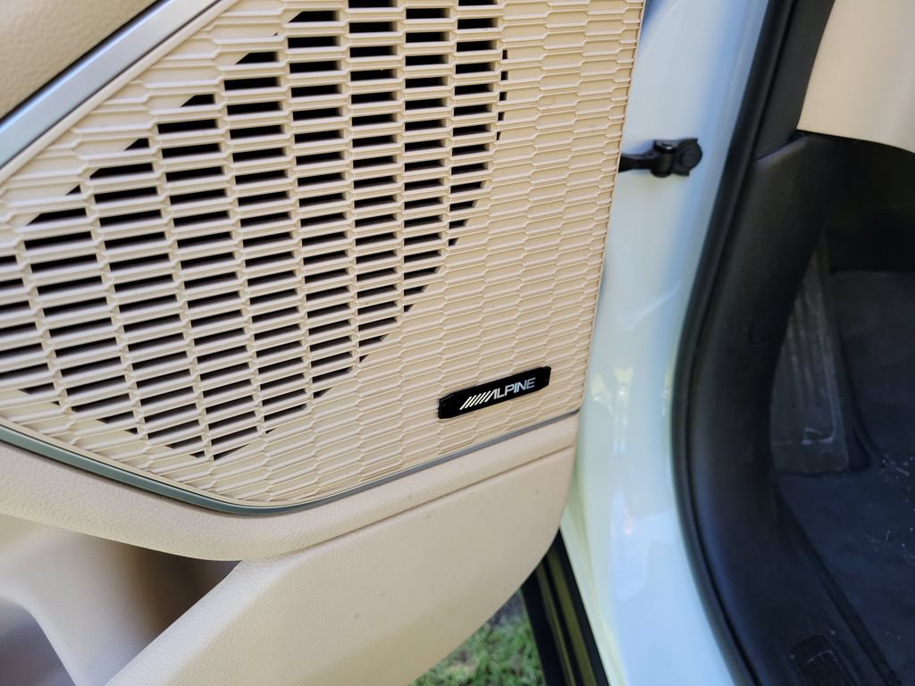 Used 2022 Jeep Grand Cherokee Limited RWD image 24