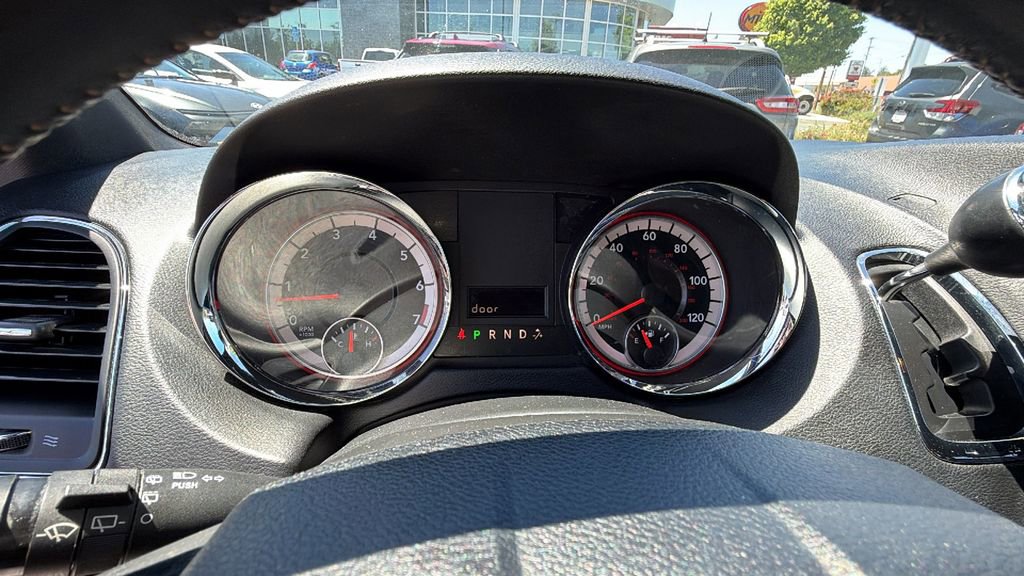 Used 2017 Dodge Grand Caravan SXT FWD image 28