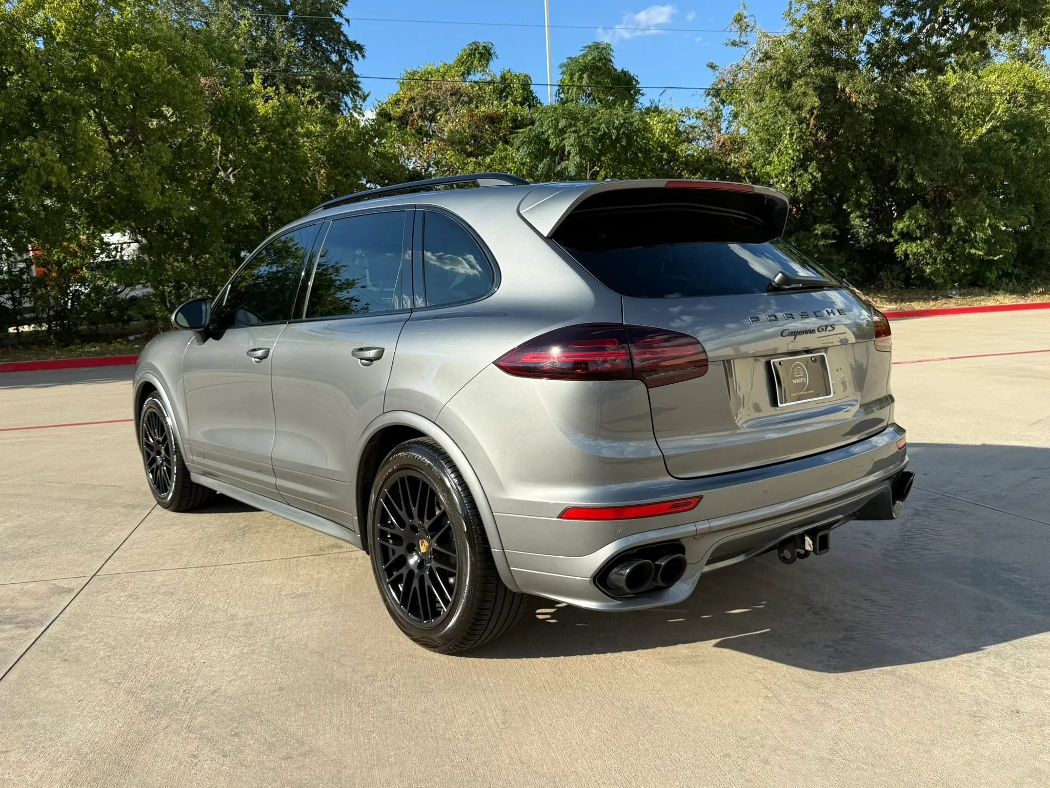 Used 2017 Porsche Cayenne GTS AWD/4WD image 4