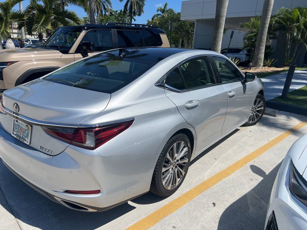 Used 2019 Lexus ES 350 Luxury w/ Accessory Package 2 FWD image 8