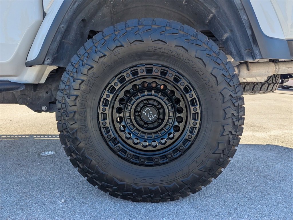 Used 2024 Jeep Gladiator Sport image 15