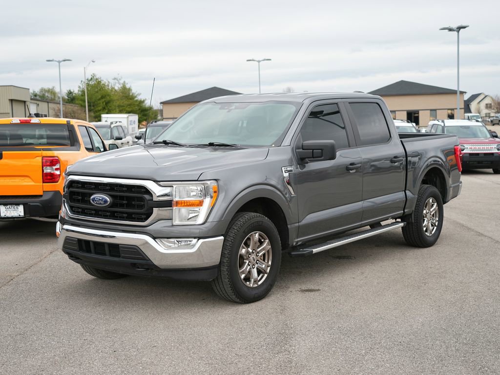 Used 2022 Ford F150 XLT w/ Trailer Tow Package image 10
