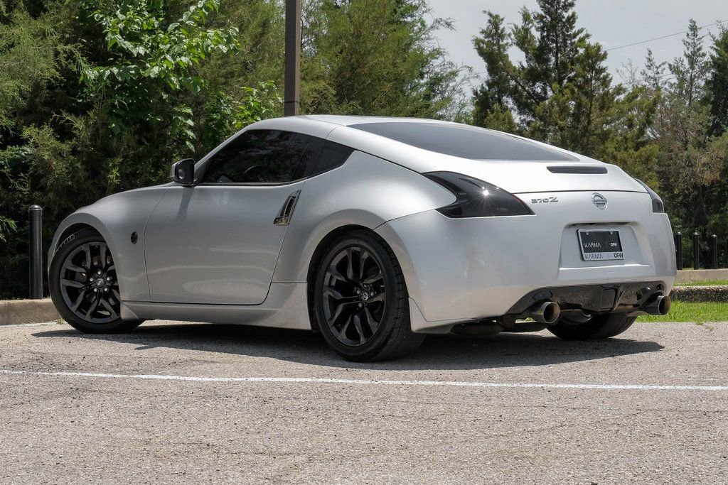 Used 2020 Nissan 370Z Coupe image 8