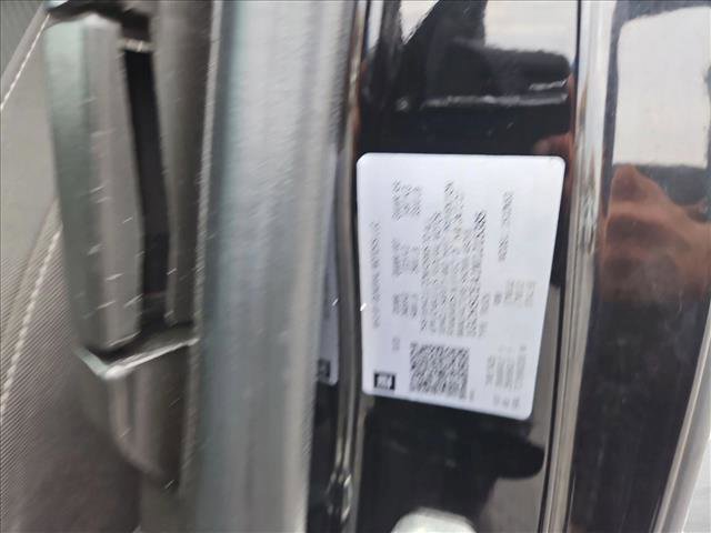 Used 2021 Chevrolet Colorado LT w/ Fleet Safety Package RWD image 18