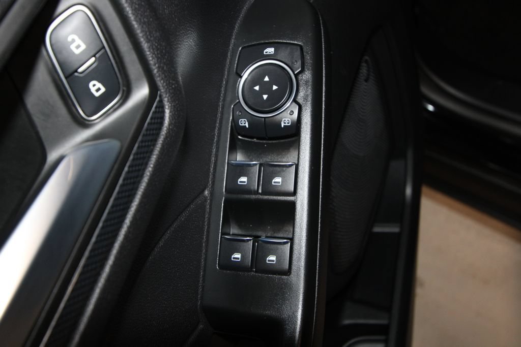 Used 2025 Ford Escape ST-Line Select AWD/4WD image 6