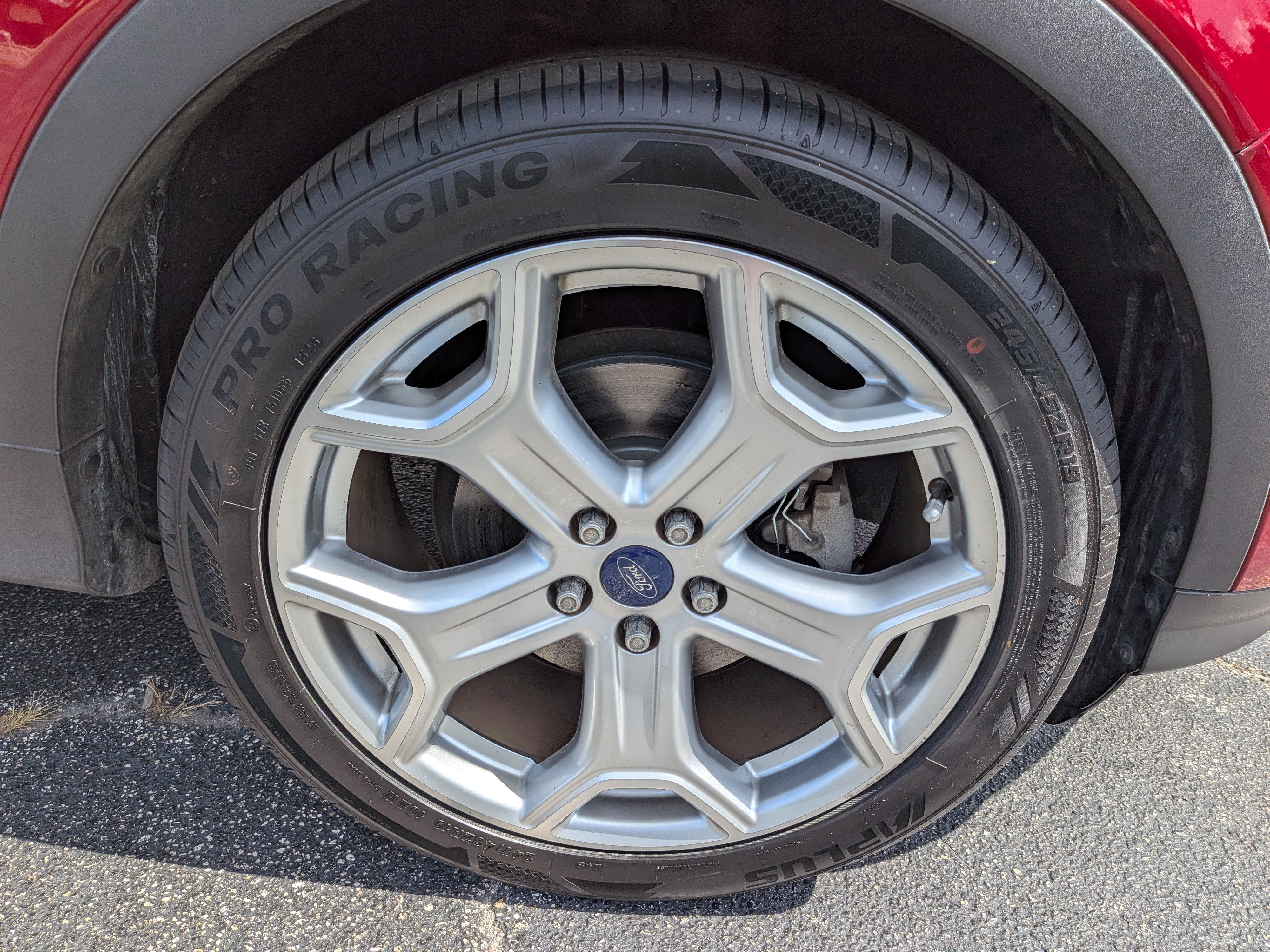Used 2017 Ford Escape Titanium FWD image 12