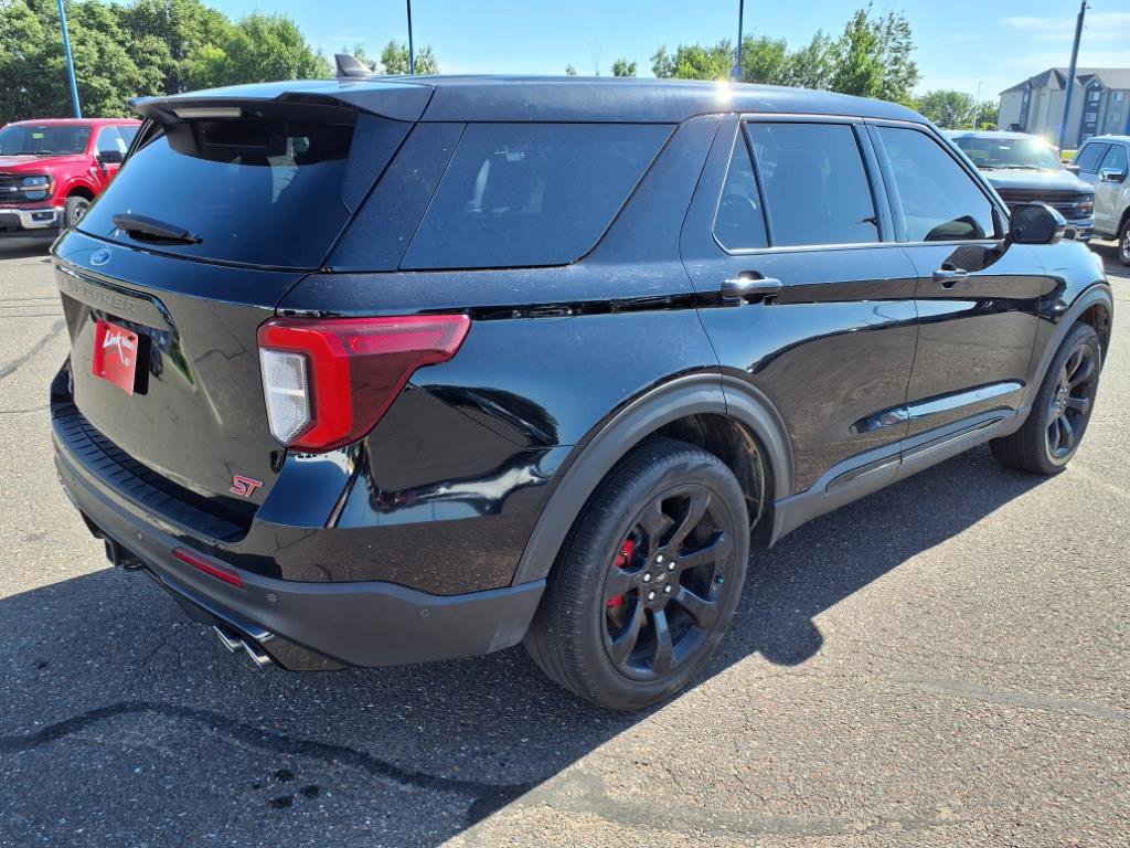 Certified 2022 Ford Explorer ST w/ Equipment Group 401A image 6