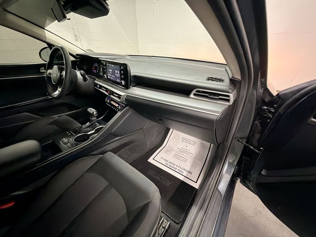 Used 2022 Kia K5 LXS FWD image 26