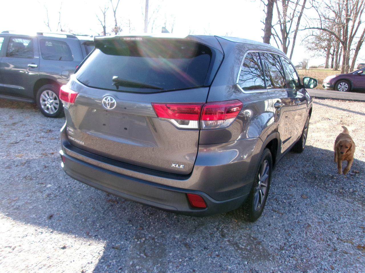 Used 2019 Toyota Highlander XLE image 22