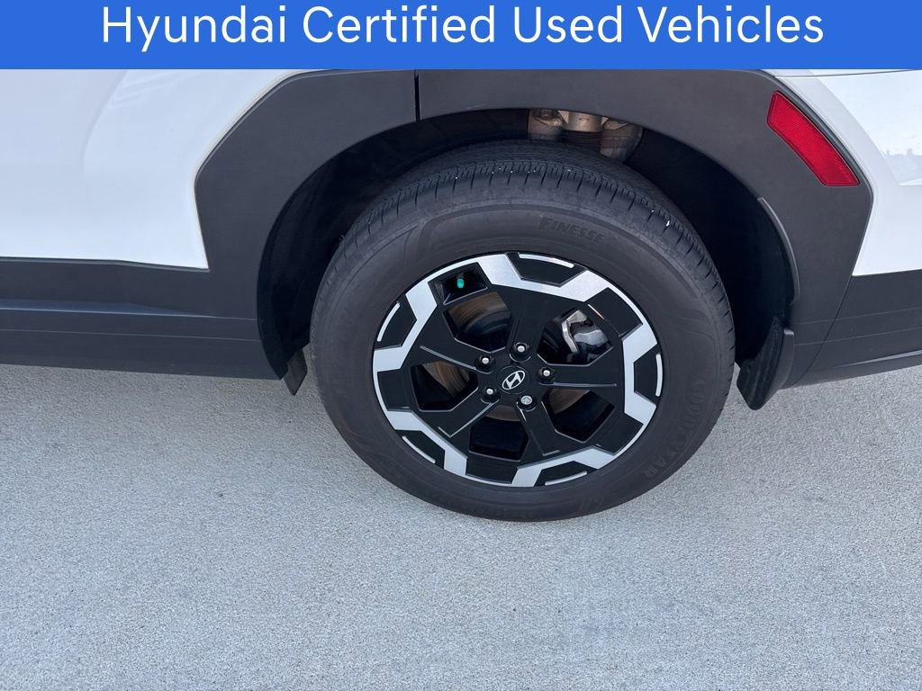 Used 2025 Hyundai Santa Fe SE image 12
