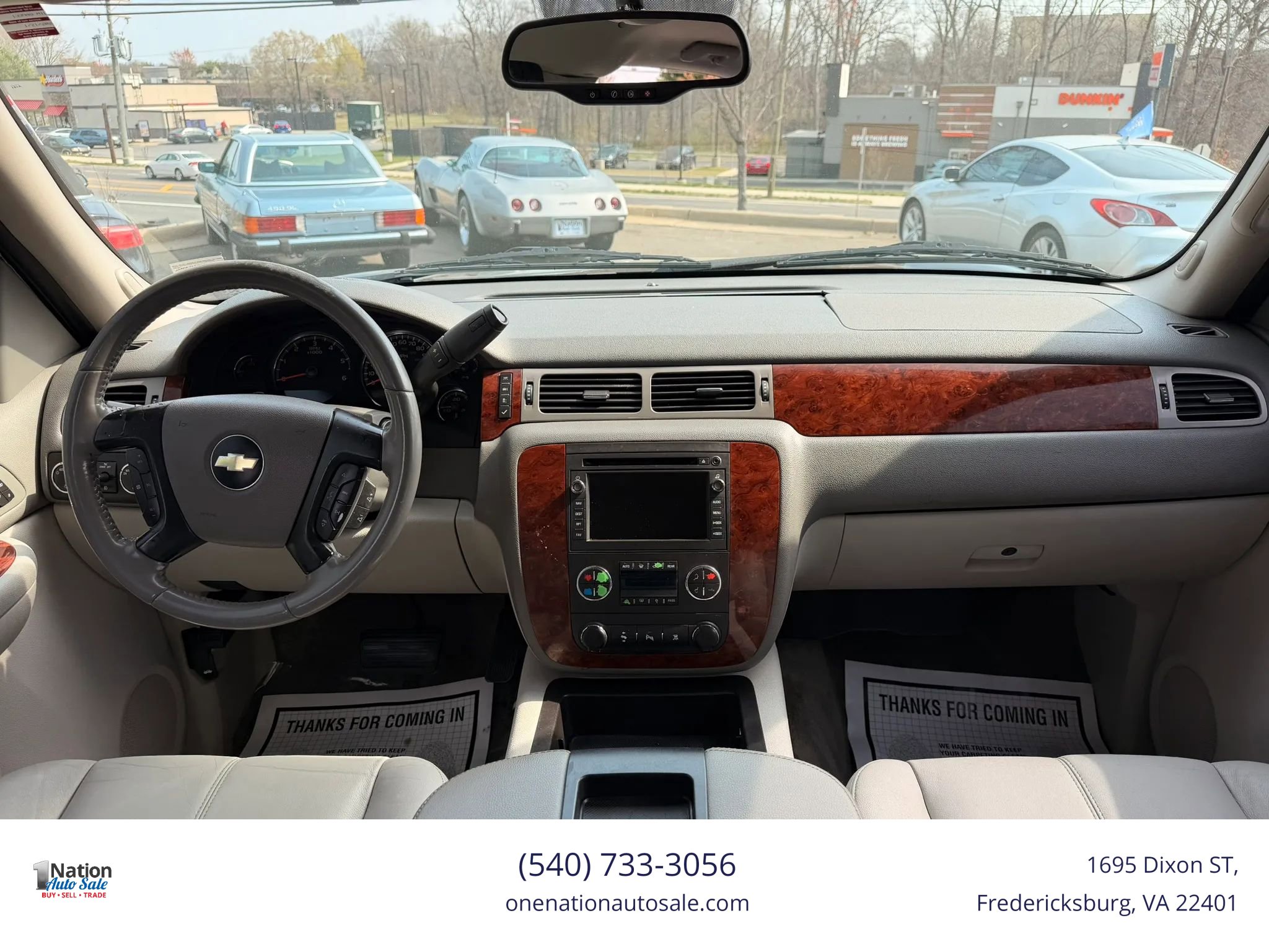 Used 2009 Chevrolet Suburban LT w/ Luxury Package AWD/4WD image 9