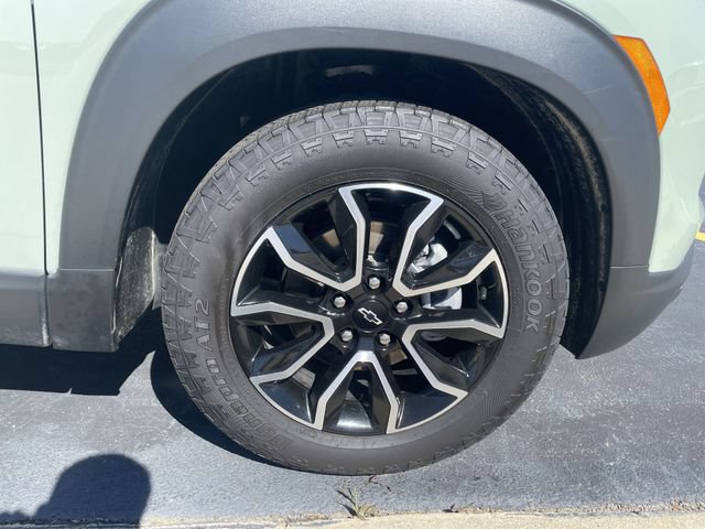 Used 2025 Chevrolet TrailBlazer ACTIV w/ Convenience Package FWD image 42