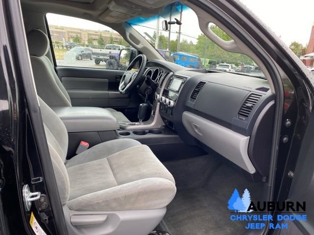 Used 2016 Toyota Sequoia SR5 image 15