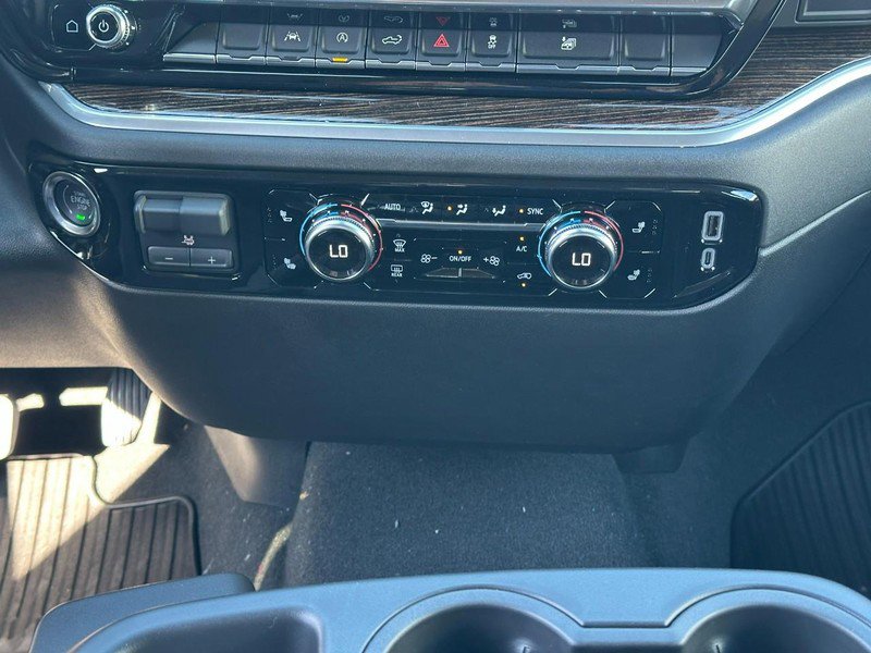 New 2026 GMC Sierra 1500 SLE image 9