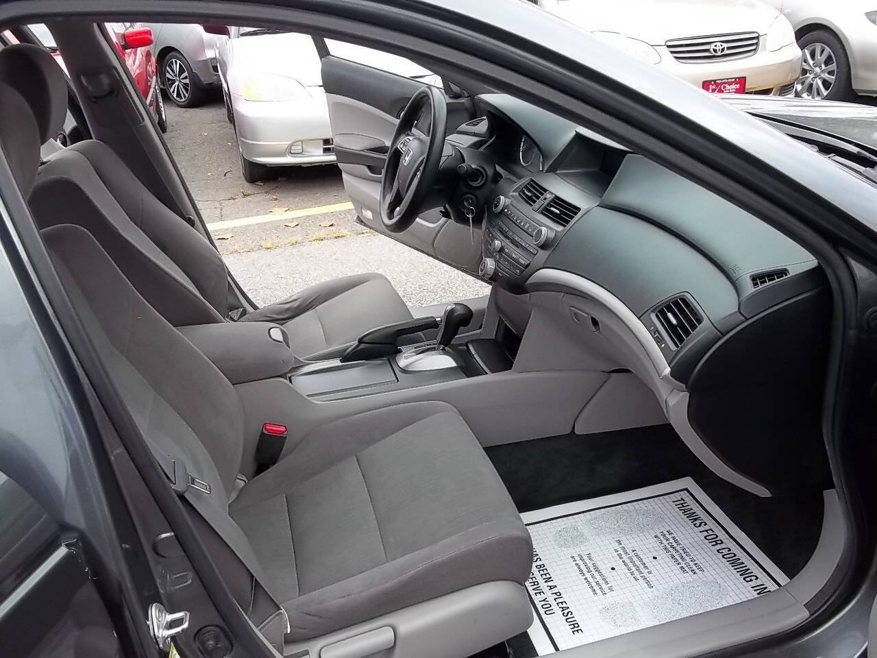 Used 2012 Honda Accord LX image 10