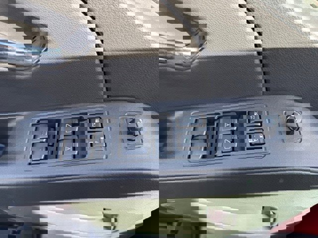 New 2026 Nissan Frontier SV w/ SV Convenience Package image 11