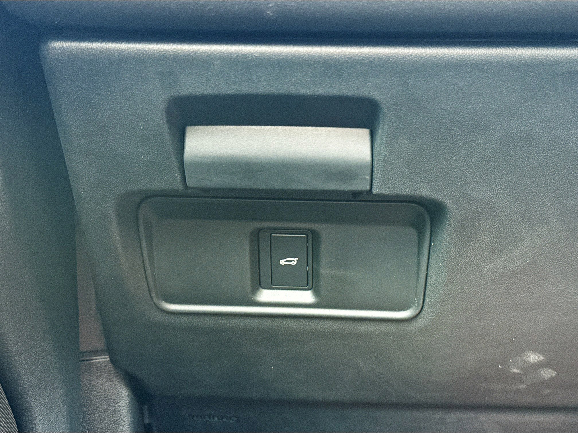 Used 2026 Land Rover Range Rover Evoque S image 34