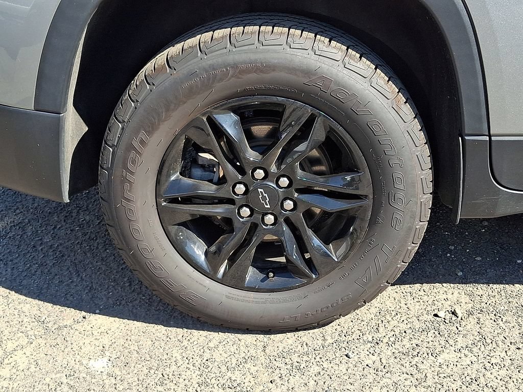 Certified 2023 Chevrolet Traverse LT w/ Midnight/Sport Edition AWD/4WD image 35