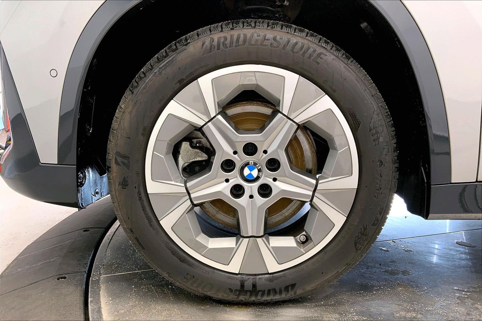 Used 2025 BMW X1 xDrive28i AWD/4WD image 9