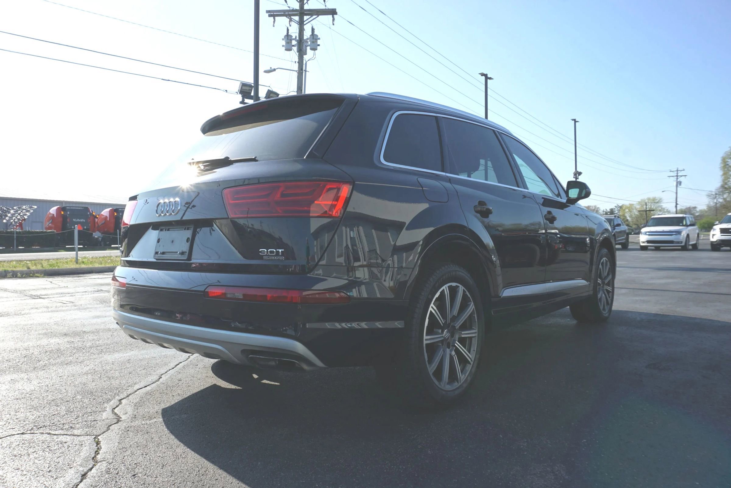 Used 2017 Audi Q7 3.0T Premium Plus image 5