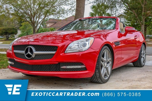 Used 2015 Mercedes-Benz SLK 250 image 1