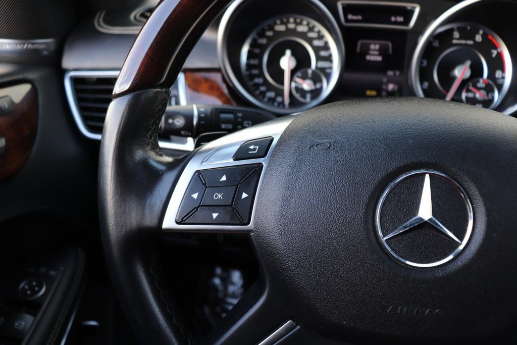 Used 2014 Mercedes-Benz GL 63 AMG 4MATIC image 42