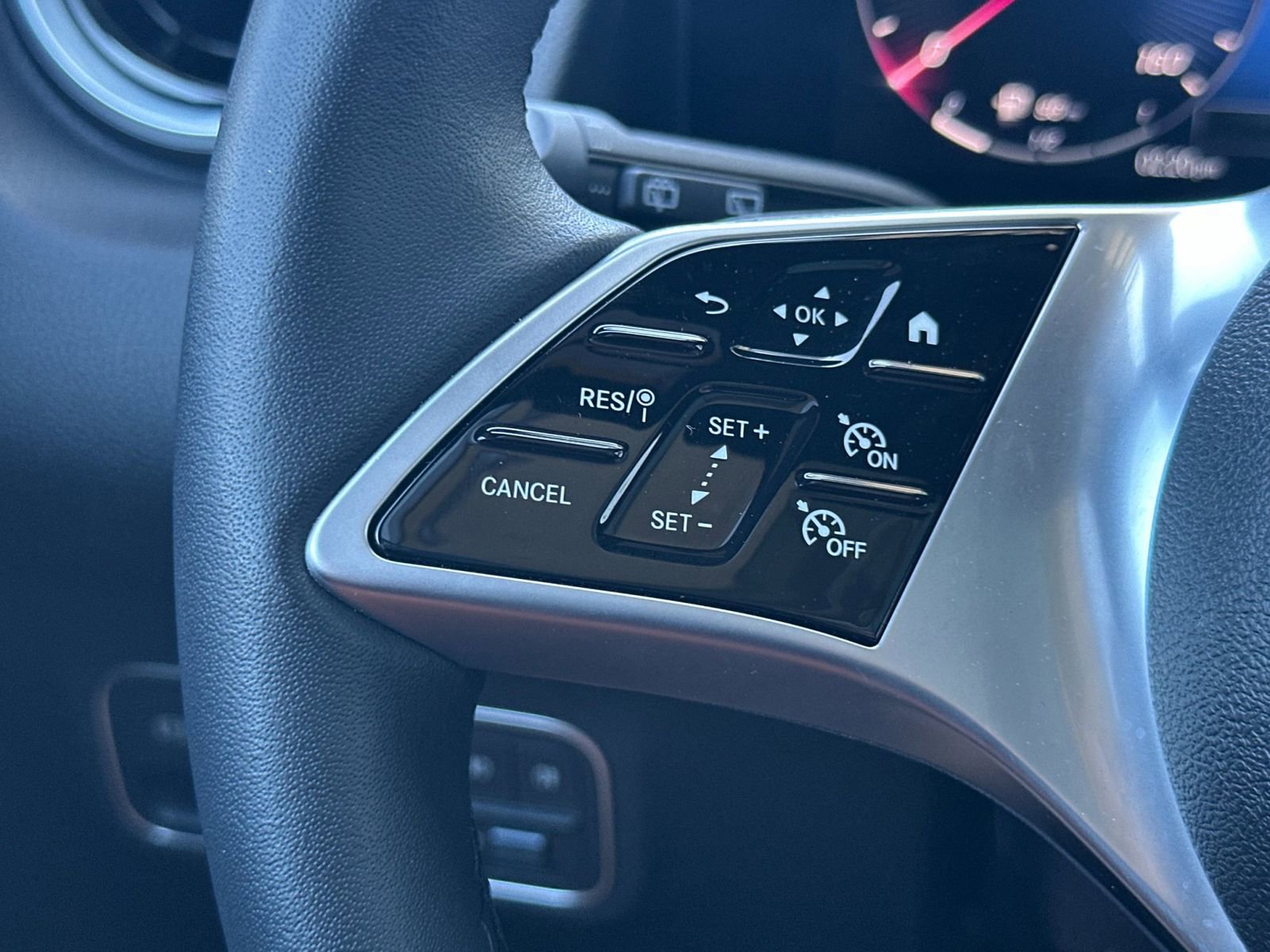 Certified 2026 Mercedes-Benz GLB 250 4MATIC image 26