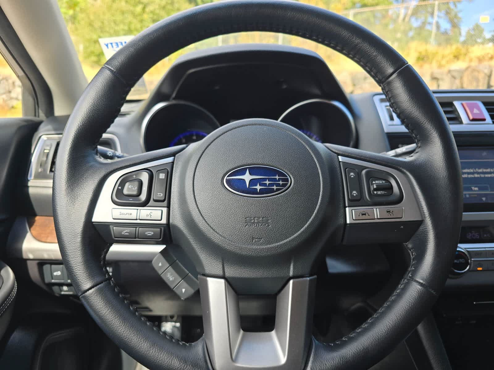 Used 2016 Subaru Outback 2.5i Limited AWD/4WD image 11