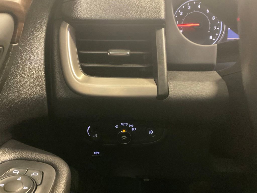 Used 2020 GMC Terrain Denali w/ GMC Pro Grade Package AWD/4WD image 16