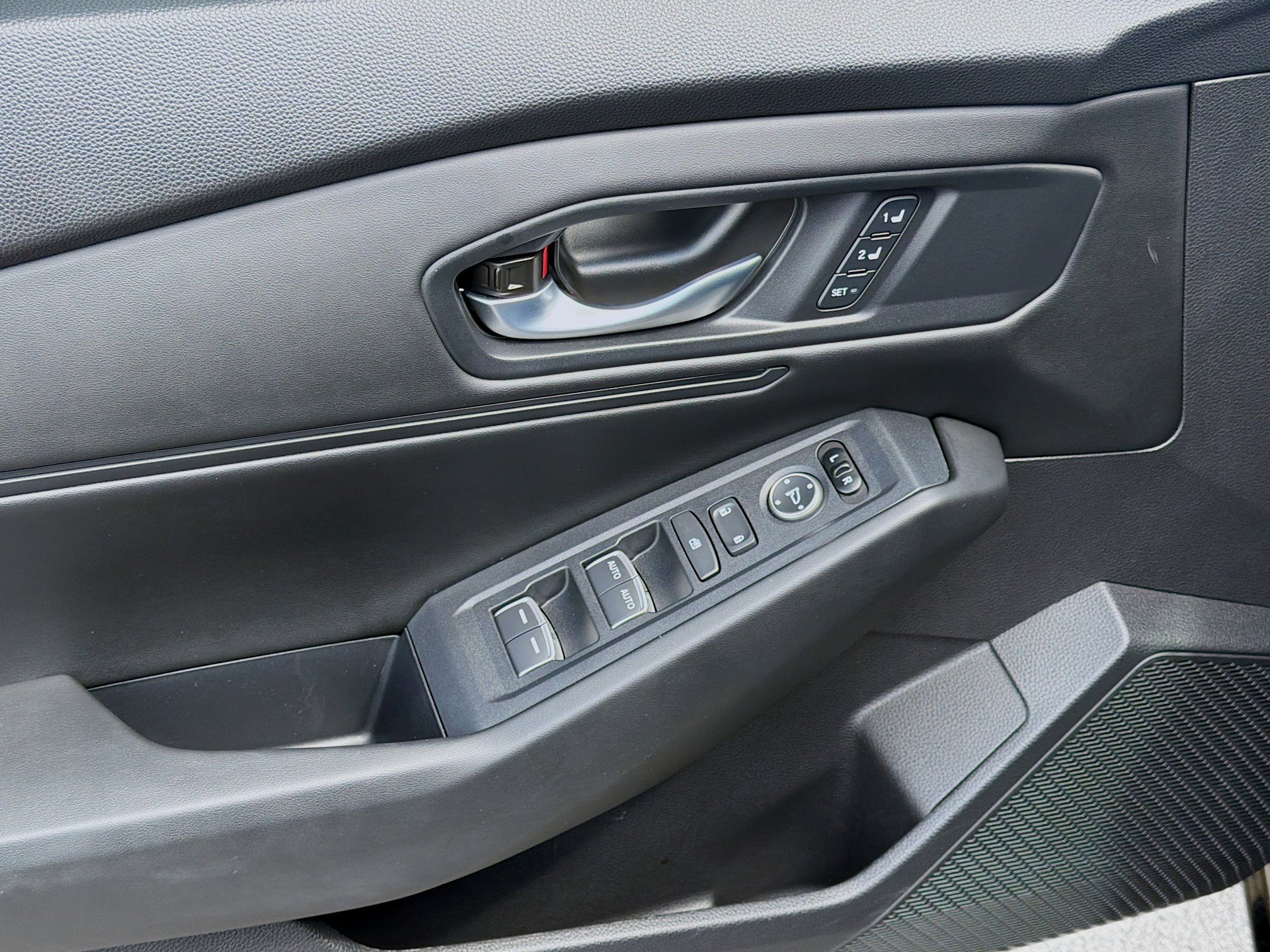 Certified 2024 Honda Accord EX-L image 16