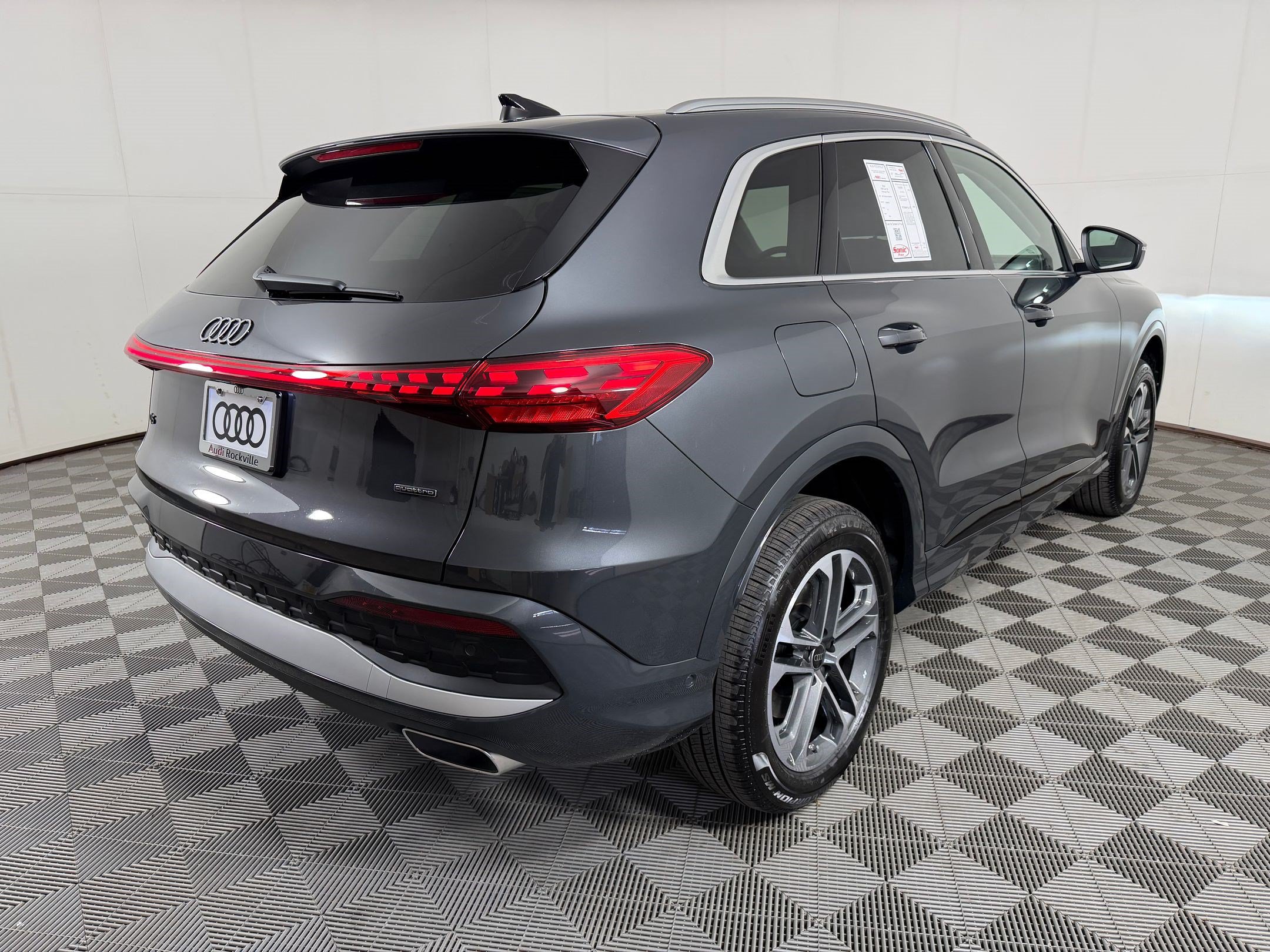 New 2026 Audi Q5 Premium AWD/4WD image 9
