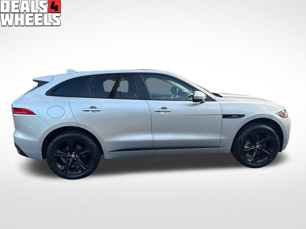Used 2017 Jaguar F-PACE R-Sport AWD/4WD image 6