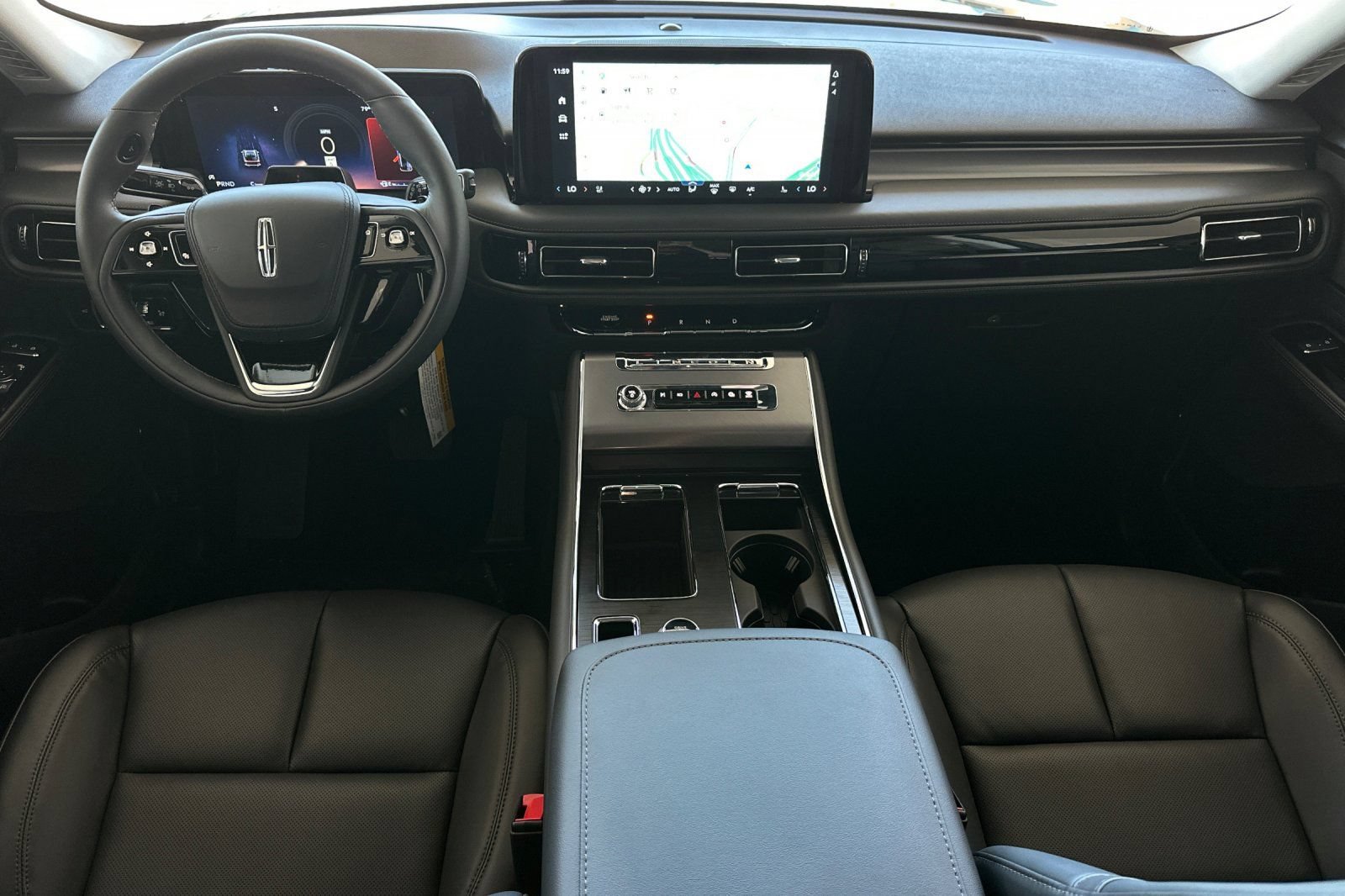 Used 2026 Lincoln Aviator 2WD image 12