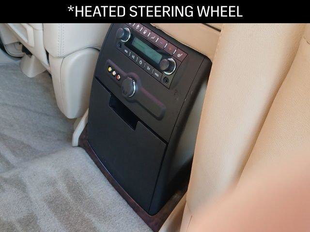 Used 2014 Cadillac Escalade Luxury image 13